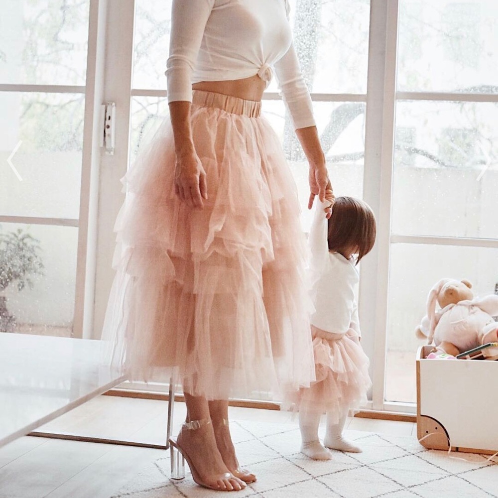 Ruffle Tiered Tulle Satin Lining Tea Length Skirt